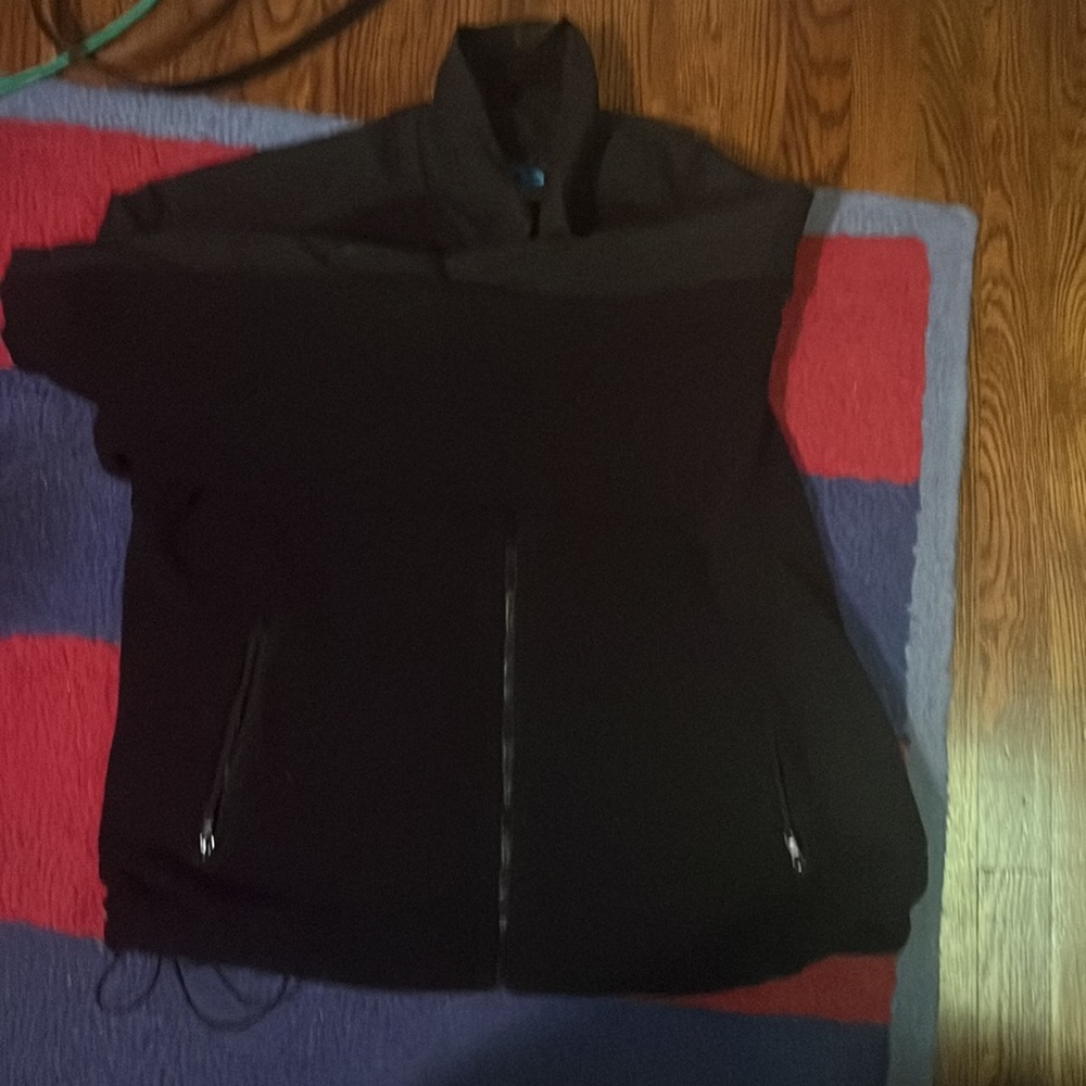 Tri- Mountain zip up winter jacket. Men’s medium - Picture 3 of 4